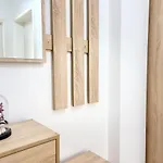 Seaside 2br Apartment *