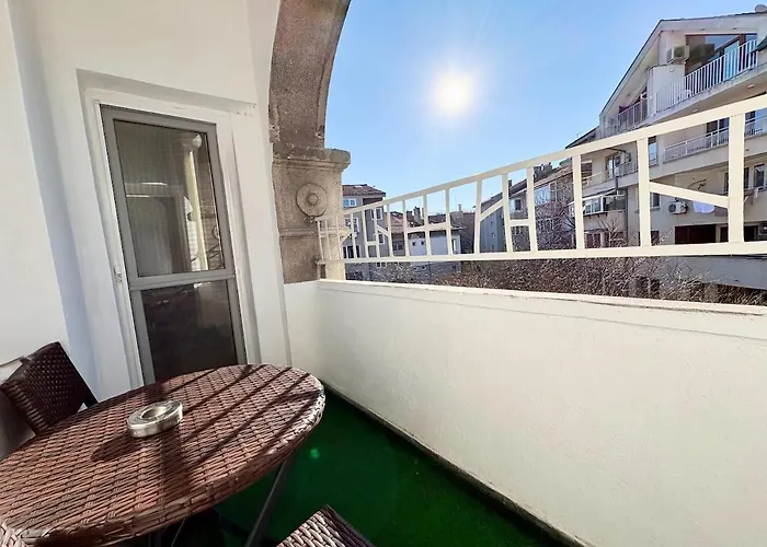 Seaside 2br Апартаменты *